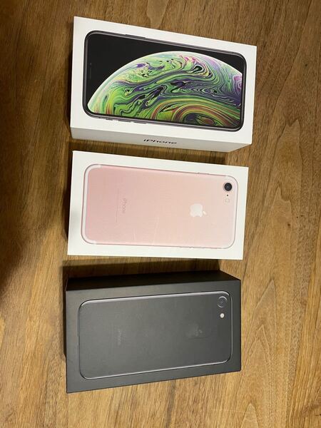 iPhone7/ iPhoneXsの箱