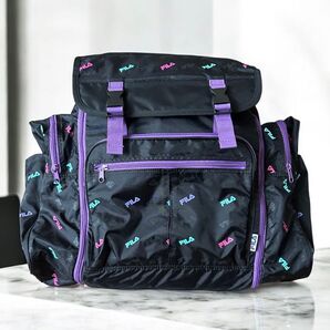 リュックサック バックパック 修学旅行 ブラック 林間学校 総柄 黒 リュック 大容量 フィラ FILA