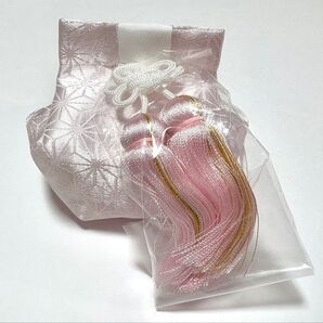 格安!【新品美品】お宮参り小物 お守り袋(綸子) 女の子用 単品 NO.12