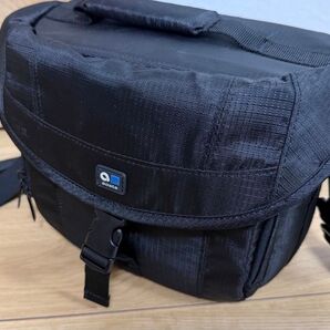 aosta カメラバッグ ショルダーバッグ Avant EX 3.2L Mサイズ ブラック AOC-AVX-SHM-BK