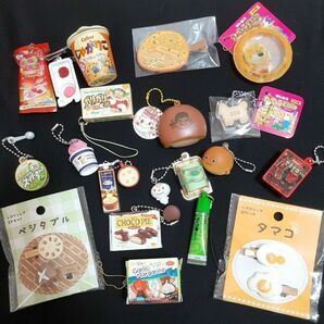 ミニチュアガチャ等 食品系 キーホルダーとヘアクリップ まとめ売り!