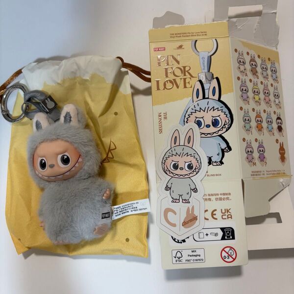 【正規品】THE MONSTER PIN FOR LOVEシリーズぬいぐるみペンダント イニシャル ラブブ C