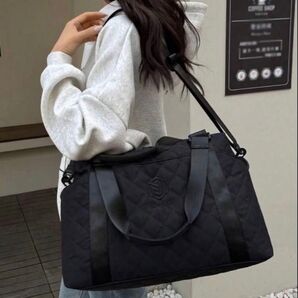 ボストンバッグ ブラック 旅行 出張 ジム 修学旅行 合宿 大容量 軽量 機内持ち込み 2way 黒 ブラック マザーズバッグ