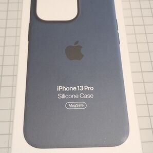 MagSafe対応iPhone 13 Proシリコーンケース MM2J3FE/A(アビスブルー)