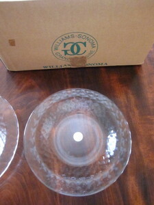 〇新品：レア♪イタリアガラスWilliams Sonomaウィリアムズ ソノマ ガラスプレート20.5cm×10枚セット地模様入り