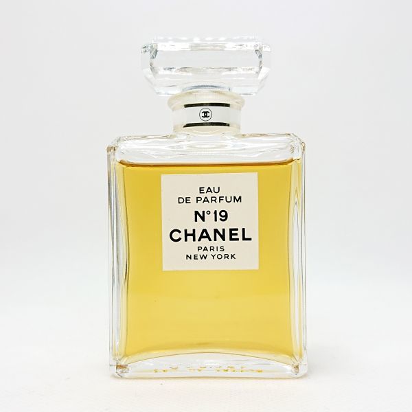 シャネル No.19 EDP 50ml オークション比較 - 価格.com