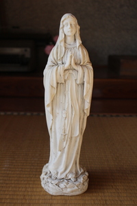 即決■聖母マリア像34cm2kg■キリスト教会カトリック祭壇彫像宗教人形大理石風フィギュア西洋彫刻オブジェ置物飾インテリアートヨーロッパ