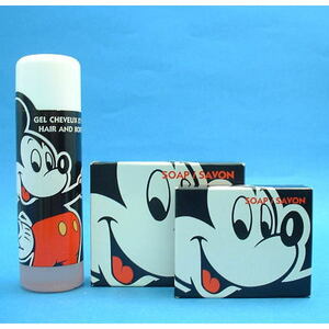 ディズニー　ミッキー　ディズニーランド・パリの石鹸2個とヘアー＆ボディジェル　2000年前後　未使用品