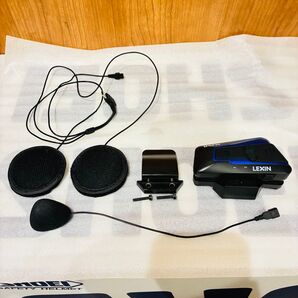 美品 LEXIN B4FM バイク インカム 10人同時通話 音楽共有 bluetooth IP67防水 15時間以上通話