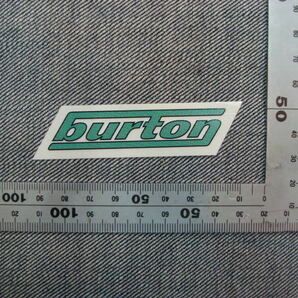 新品BURTON(バートン)ロゴステッカー（小）緑の画像1
