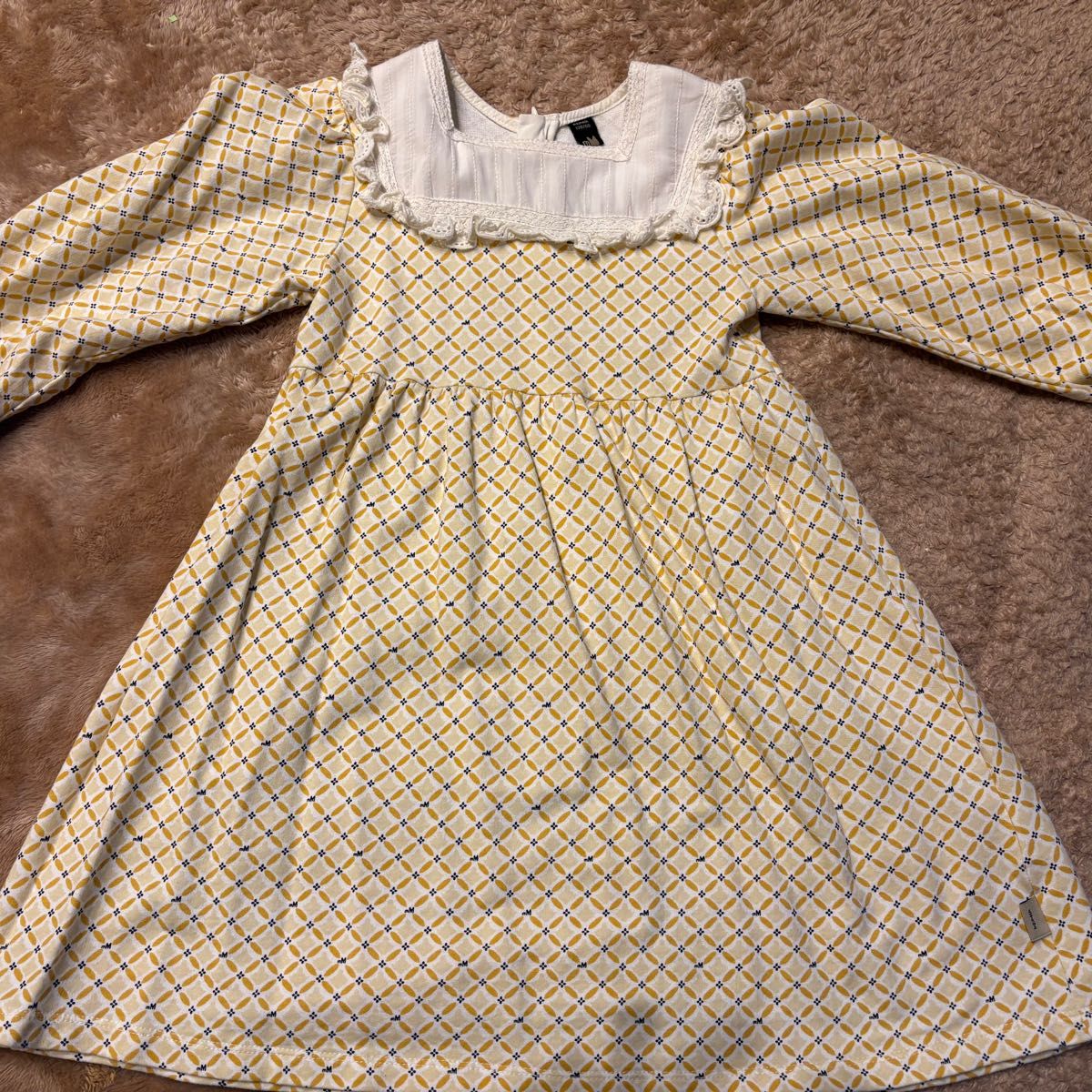 モイモルン　キッズ ワンピース レース襟 イエロー チェック柄 120cm