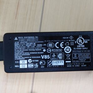 ACアダプター DELTA ADP-40PH AB 19V2.1A コネクタ外径2.5mm 内径0.7mm