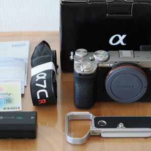 ソニーSONY α7CR ILCE-7CR シャッター回数527回smallrigグリップ付 保証付き a7cr