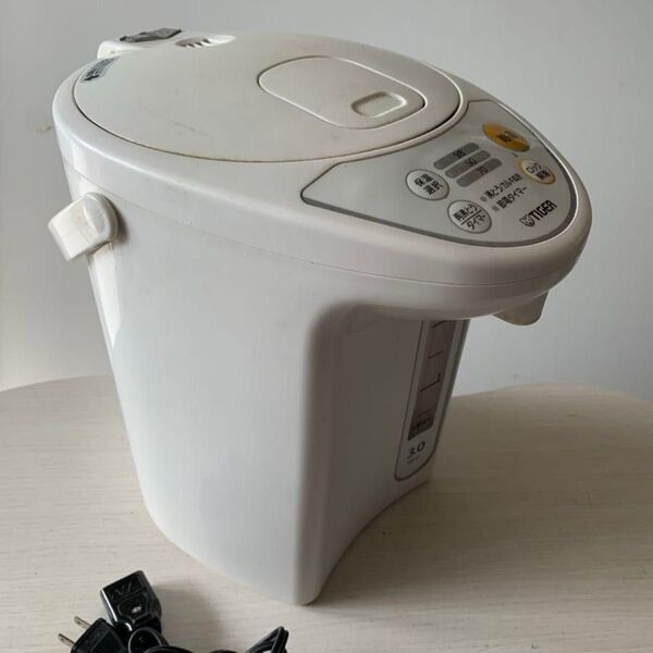 TIGER タイガー 電気ポット 3.0L PDR-G1 ホワイト 2016年製