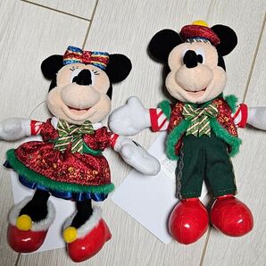 2025 ディズニー クリスマス ミッキー ミニー ぬいぐるみバッジ 2点セット