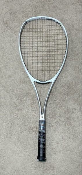 YONEX ナノフォース8V バドミントンラケット 使用感あり 軟式 ソフトテニス