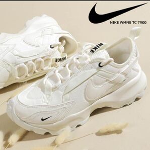 NIKE TC7900