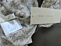 ■上質美品【KOBE LETTUCE 】コウベレタスオープンショルダー花柄フリルブラウス オフホワイトシフォンブラウスw412_画像6