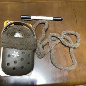 レア 新品 crocs o-dial 携帯 ケース バッグ ショルダーバッグ 茶色 小物入れ クロックス レトロ ビンテージ アンティーク