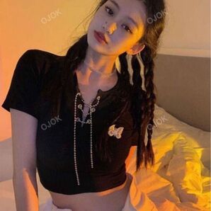 チェーンレースアップ クロップドTシャツ 半袖 チェーン 蝶