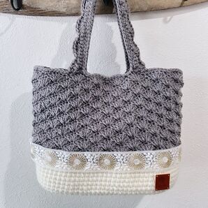 模様編み ニットバッグ インド刺繍リボン ハンドメイドバッグ 毛糸バッグ グレー