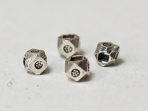 *. hoe . tonbodama * Curren silver stamp go in many surface body small bead beads 4 piece setB(Φ3.5mm) SILVER925 silver beads [2011][T20005B]