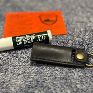 栃木レザーリップケース ブラック黒 ヌメ革本革レザークラフト メンソレータム