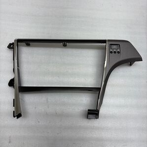 超美品☆ALPINEアルパイン☆BIG X☆9インチナビ用枠☆後期シルバー☆ZVW30系 プリウス