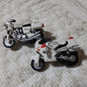 警察 白バイ2つセット
