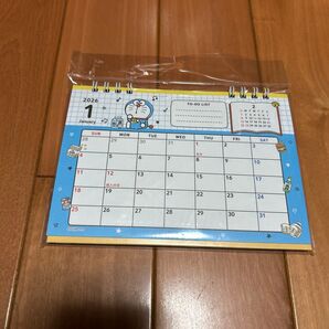 2026年 卓上カレンダー ドラえもん