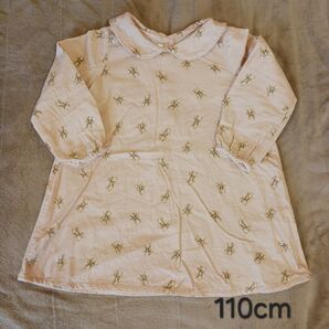 【子供服】110cm 薄いピンクベージュのワンピース