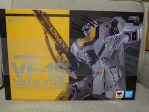 ★ 未開封　バンダイ DX超合金 超時空要塞マクロス VF-1S バルキリー ロイ・フォッカースペシャル 初回限定版　VALKYRIE