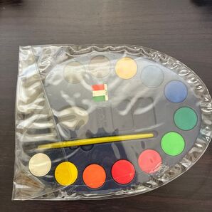 オーバル型パレット 12色セット固形水彩絵の具