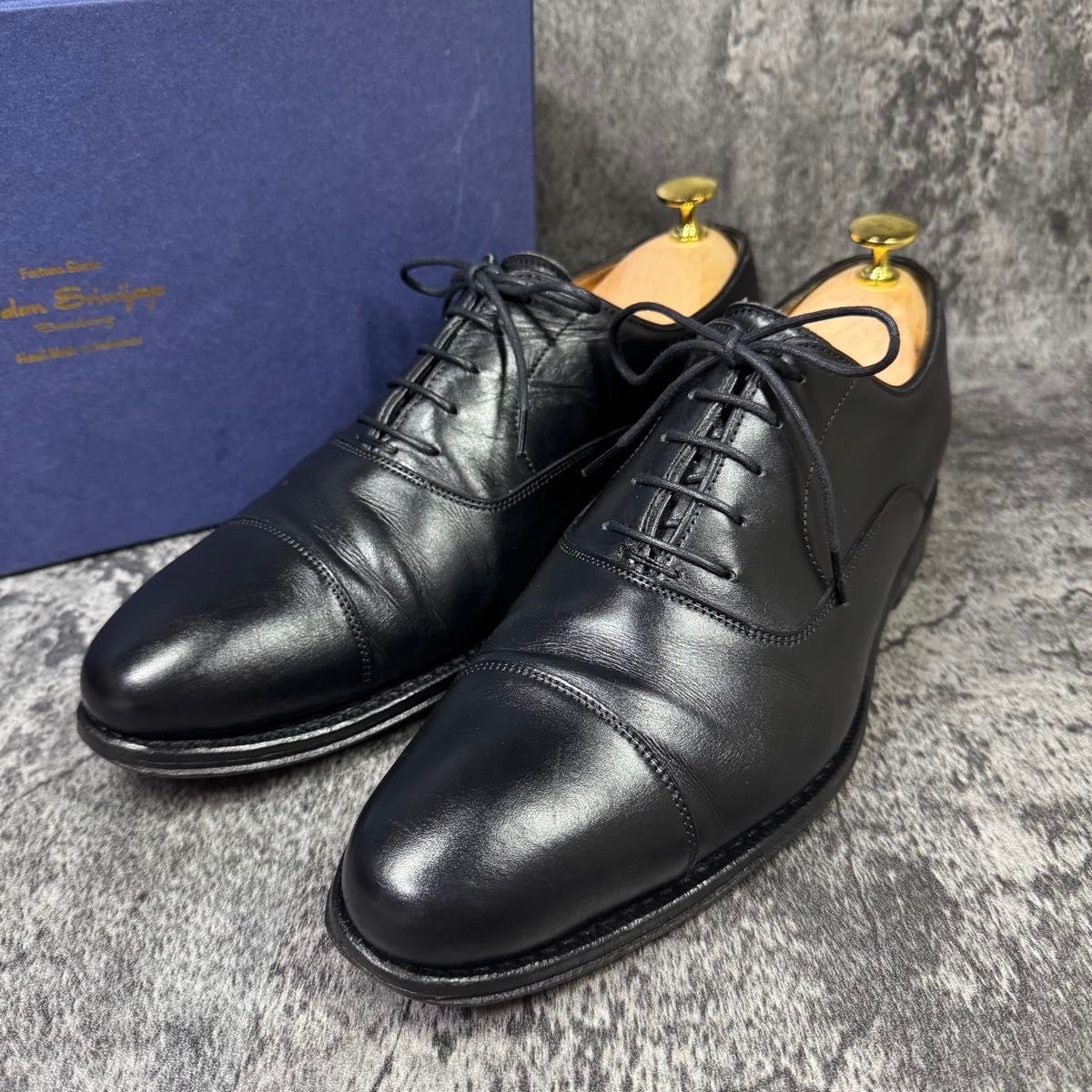 【箱付き】ジャランスリワヤ キャップトゥ ストレートチップ ビジネスシューズ ブラック 黒 革靴 レザーシューズ 26