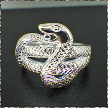 [RING] 925 Sterling Silver Plated Snake スネーク 絡みつく蛇 ヘビ デザイン シルバー リング 12号 【送料無料】_画像1