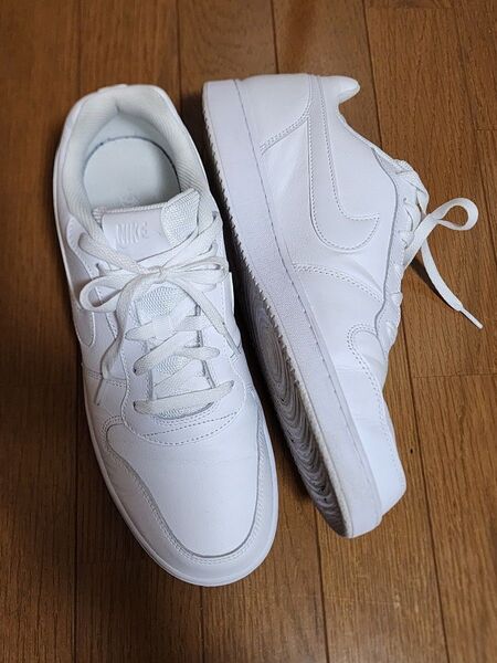 ナイキ エバノン ホワイト 29.5cm NIKE スニーカー 白