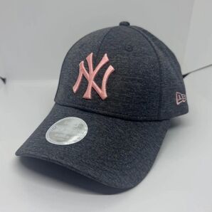 New Era ニューエラ NY ニューヨークヤンキース スウェット生地 グレー ピンク