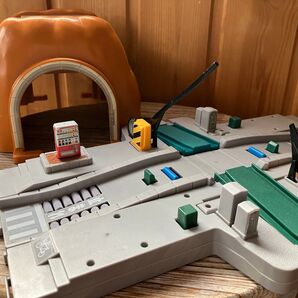 モータートミカ 自動ふみきり 立体鉄道トンネル プラロード レア 洗浄済み