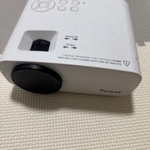 プロジェクター