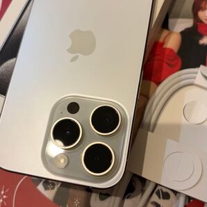 iPhone15pro ホワイト SIMフリー 88%