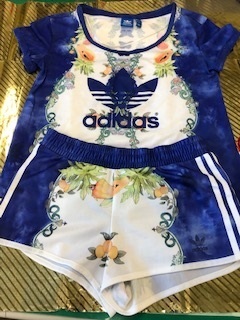 【送料無料】adidas originals 青フルーツ柄 セットアップ(M~L)