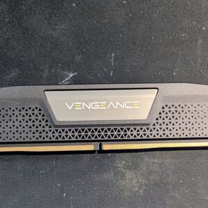 DDR5 5200 32GB CORSAIR VENGEANCE 5200MT/s CMK64GX5M2B5200C40