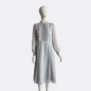 TO BE CHIC トゥービーシック フリルレース ワンピース上品 お呼ばれ