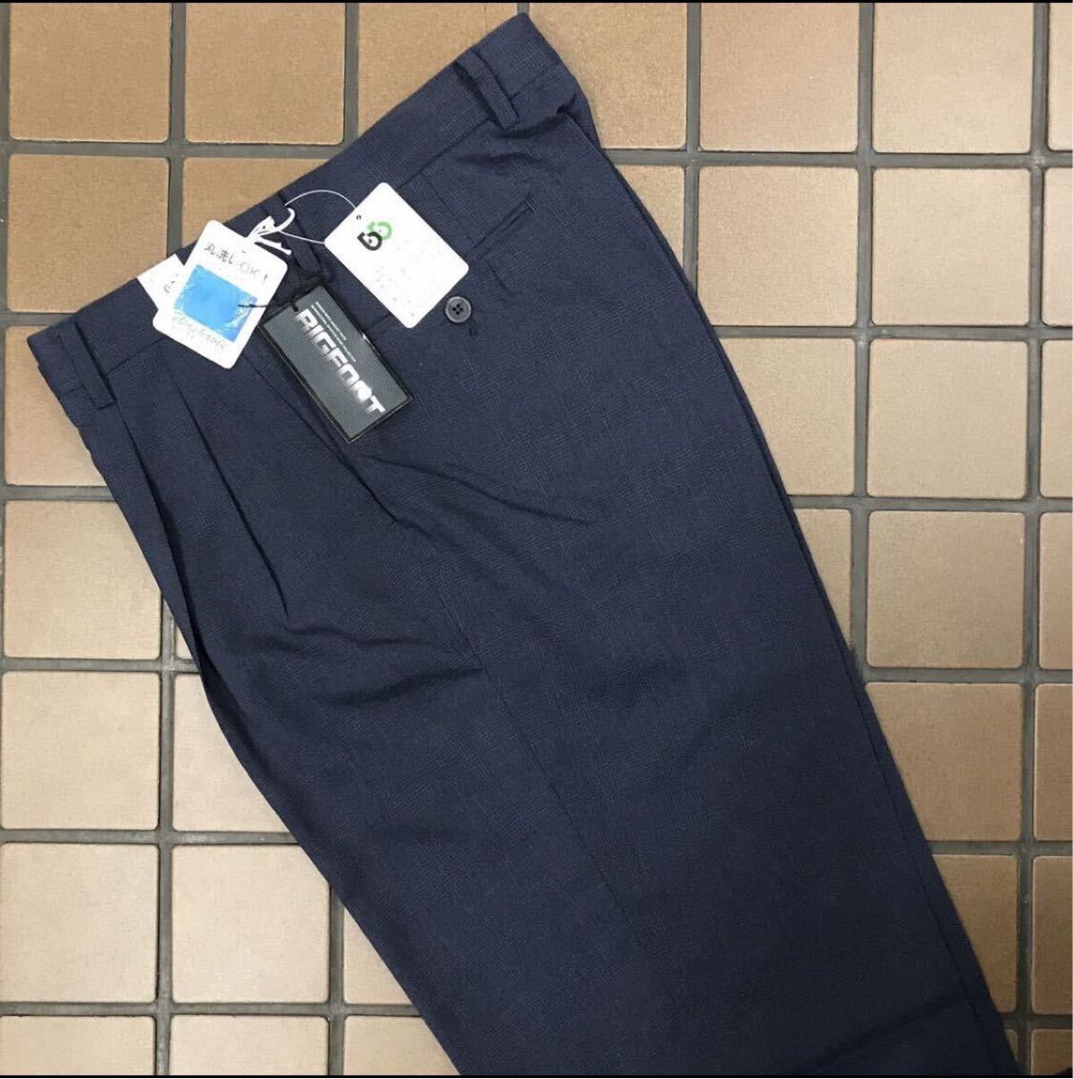 《限定★お買い得》新品★タグ付き高級RIGFOOT大人のスラックスサイズ82 サファイアブルー系グレンチェック柄ゴルフパンツ　