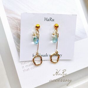 【 32 】チェコビーズ お花 ゴールド ハンドメイド ピアスorイヤリング