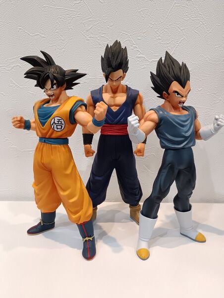 一番くじ ドラゴンボール超 スーパーヒーロー C賞 孫悟空 D賞 ベジータ A賞 アルティメット悟飯 孫悟飯 フィギュア 3種