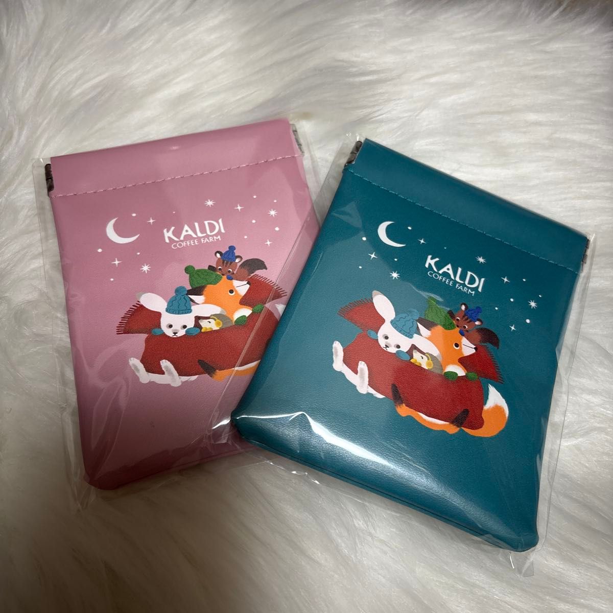 カルディ　KALDI 2025年　クリスマス　ぱっちんポーチ　パッチンポーチ 2個セット