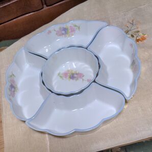 陶器の扇型鉢皿組合せおせちミニ盛鉢5枚揃い ピンクの花束ワンポイント絵柄 組合せ時の丸サイズは28Cm 高さ4Cm