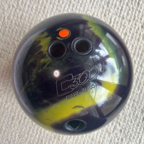 Columbia 300 Disruption ボウリングボール