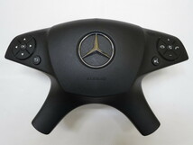 美品！　Ｗ２０４ 　Ｃクラス　Ｗ１６９ 　運転席　エアバック　エアバッグ　エアーバック　カバー　管理番号（Q-5586）_画像1